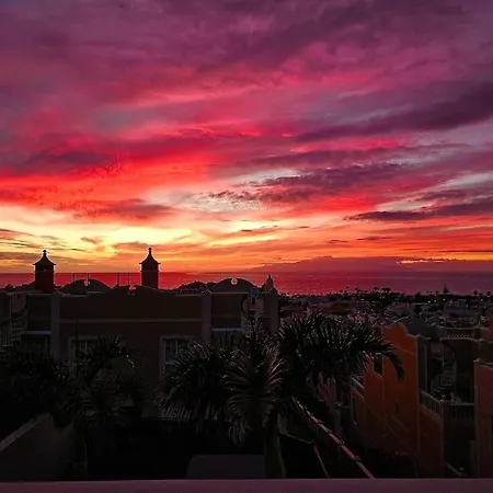 Sea View Duplex Private Jacuzzi, Garden, Terras And Shared Pool Palm-mar