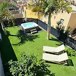 公寓 Sea View Duplex Private Jacuzzi, Garden, Terras And Shared Pool 滨海帕尔姆